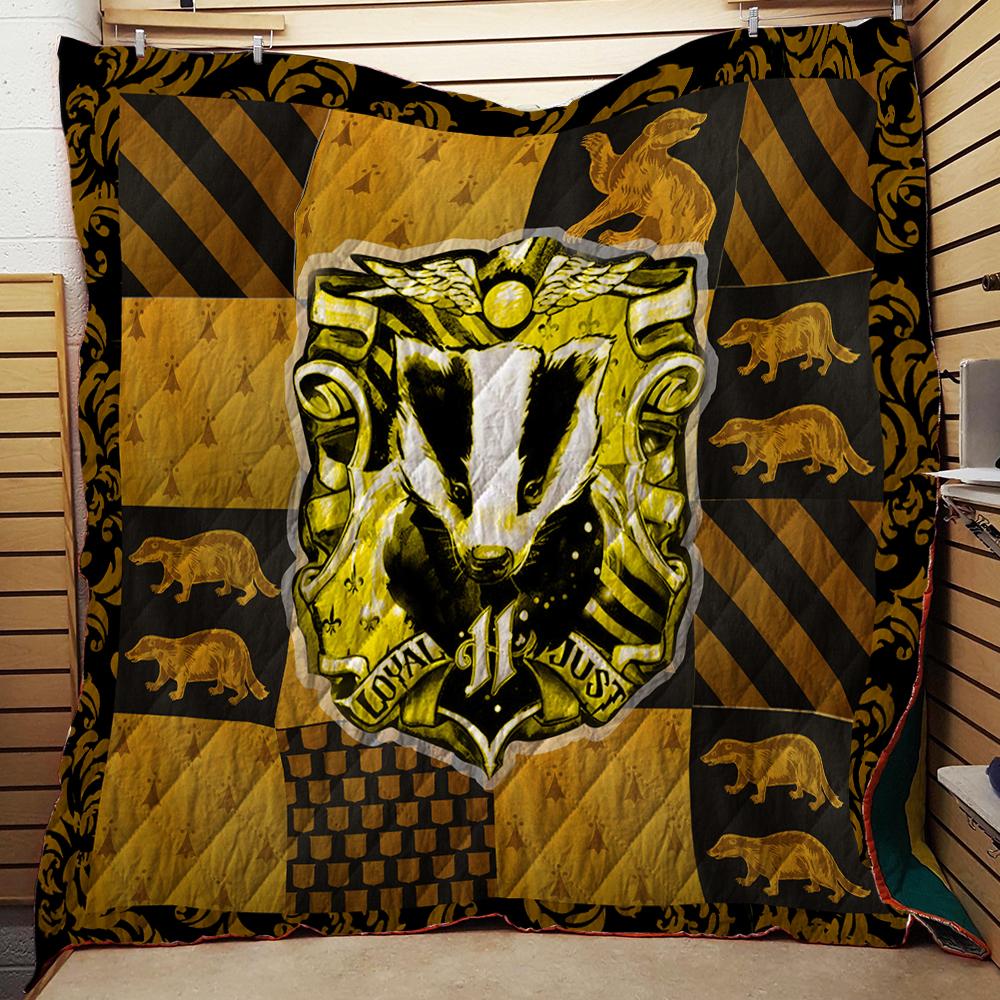 The Hufflepuff Badger Harry Potter 3D Quilt Blanket   